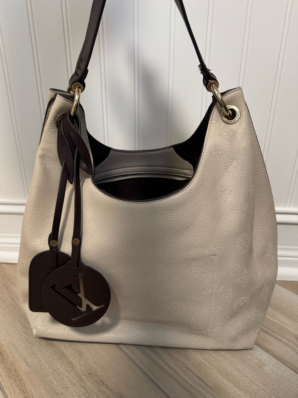 Designer-Inspired Cream & Brown Leather Shoulder Bag